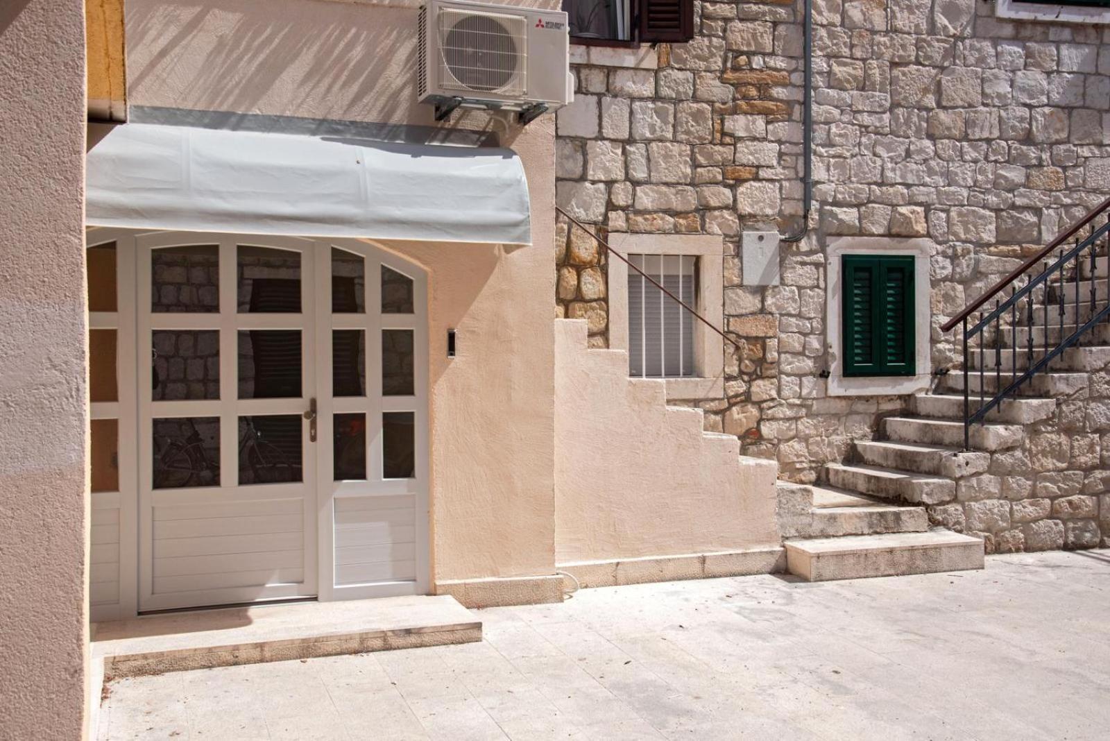Petite Haven Apartman Split Kültér fotó