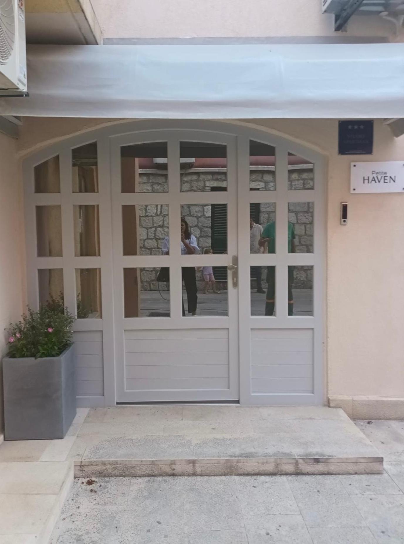 Petite Haven Apartman Split Kültér fotó